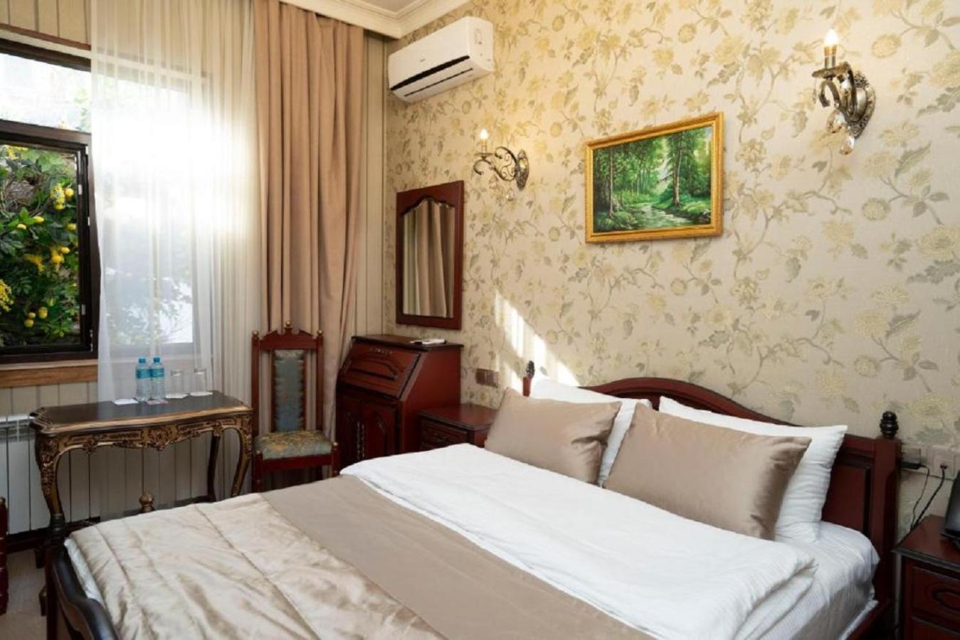Royal Antique Boutique Hotel Баку Экстерьер фото